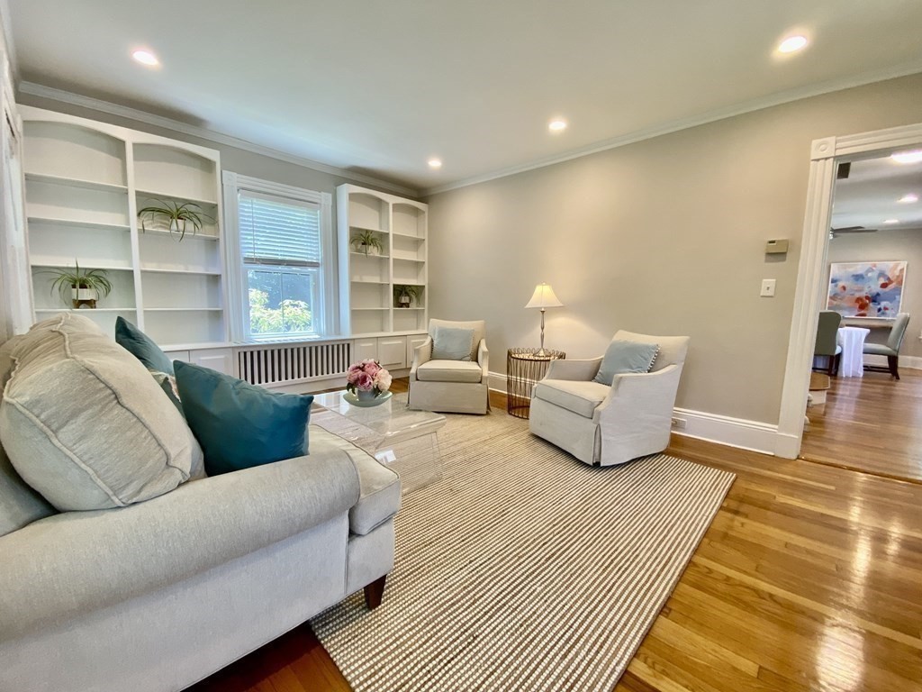 12 Walnut Street Needham, MA 02492 - Photo 2 of 32