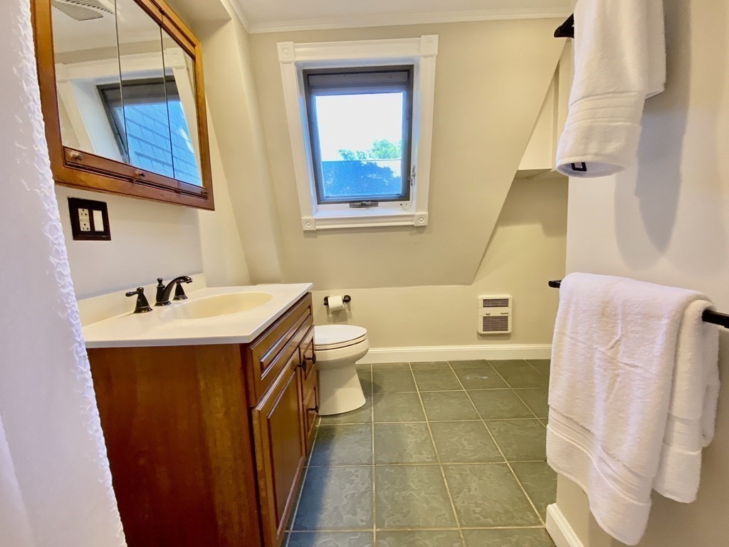 12 Walnut Street Needham, MA 02492 - Photo 21 of 32