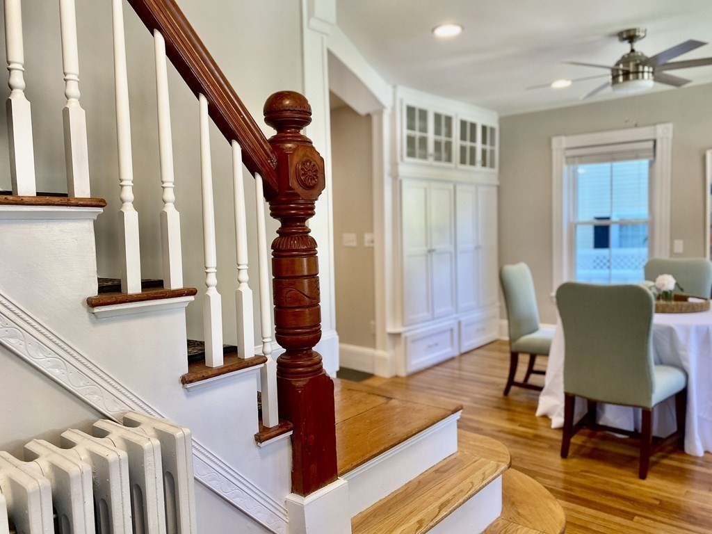 12 Walnut Street Needham, MA 02492 - Photo 5 of 32