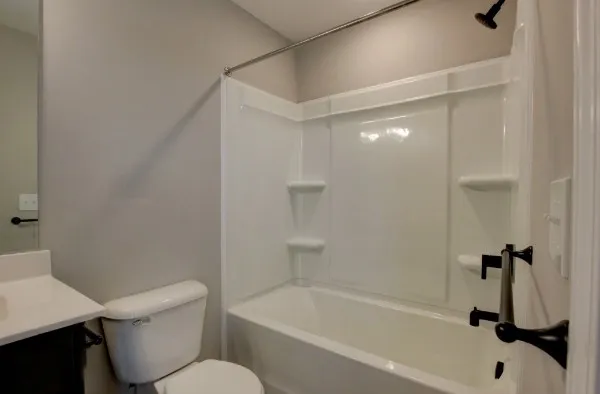 $1,250 | 1115 Hillwood Drive, Unit E3, Clarksville, TN 37040