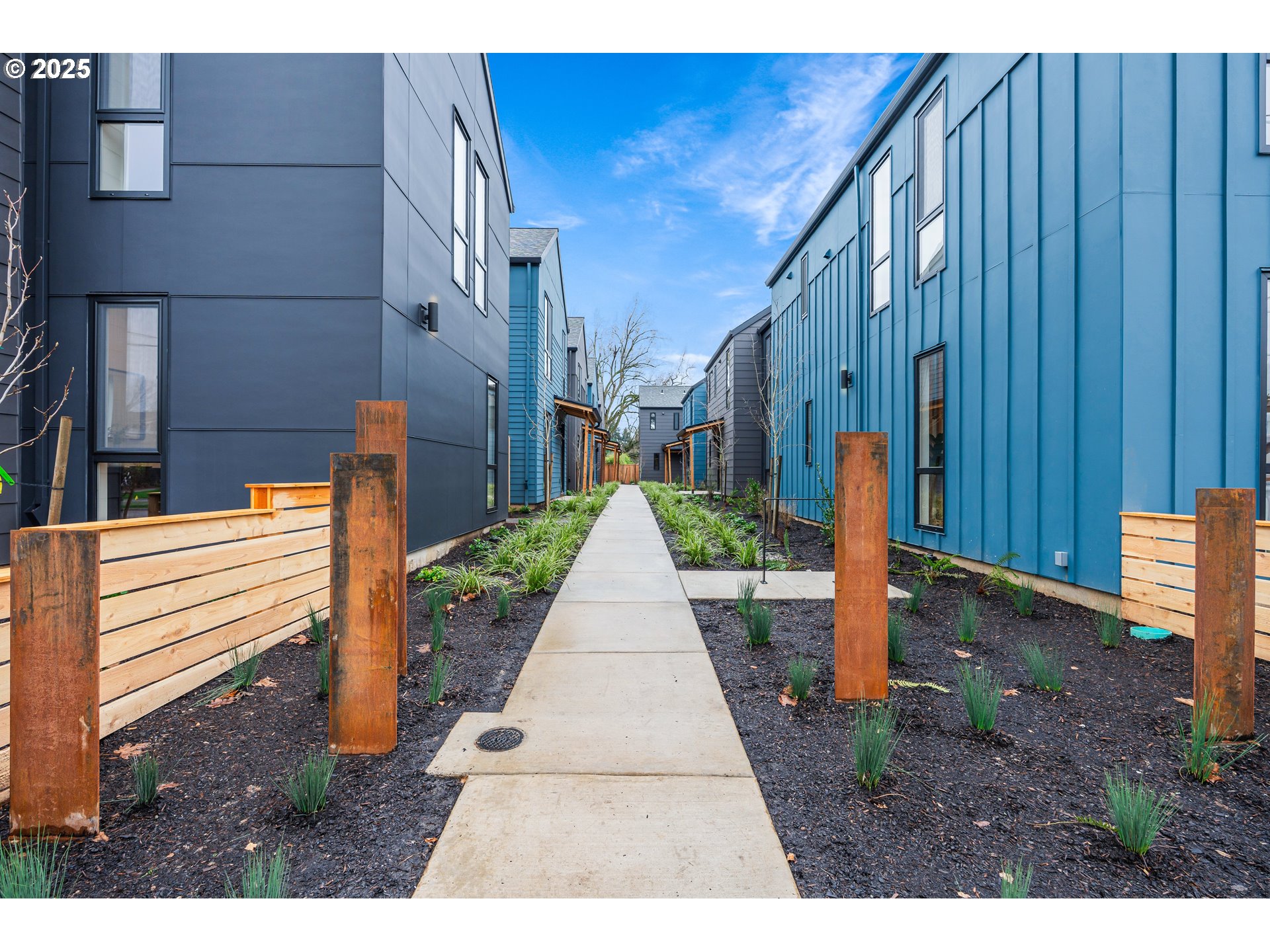 5486 Southeast Boise Street Portland, OR 97206 - Photo 44 of 47