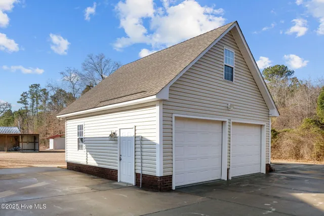 $315,000 | 6428 Salem Ridge Drive, Grifton, NC 28530