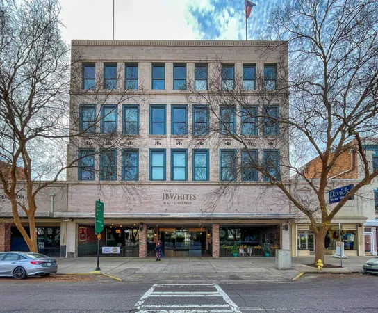 $285,000 | 936 Broad Street, Unit 211, Augusta, GA 30901