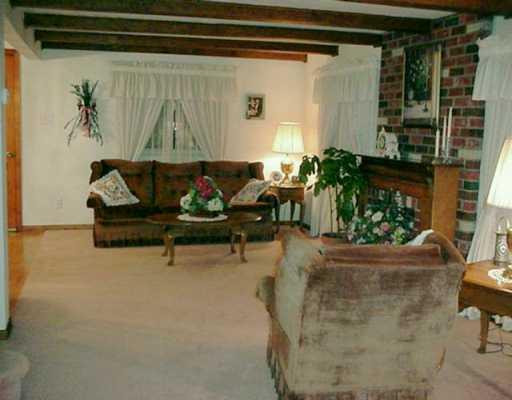 345 Highway 356 Apollo, PA 15613 - Photo 2 of 8 Gallery Image 2