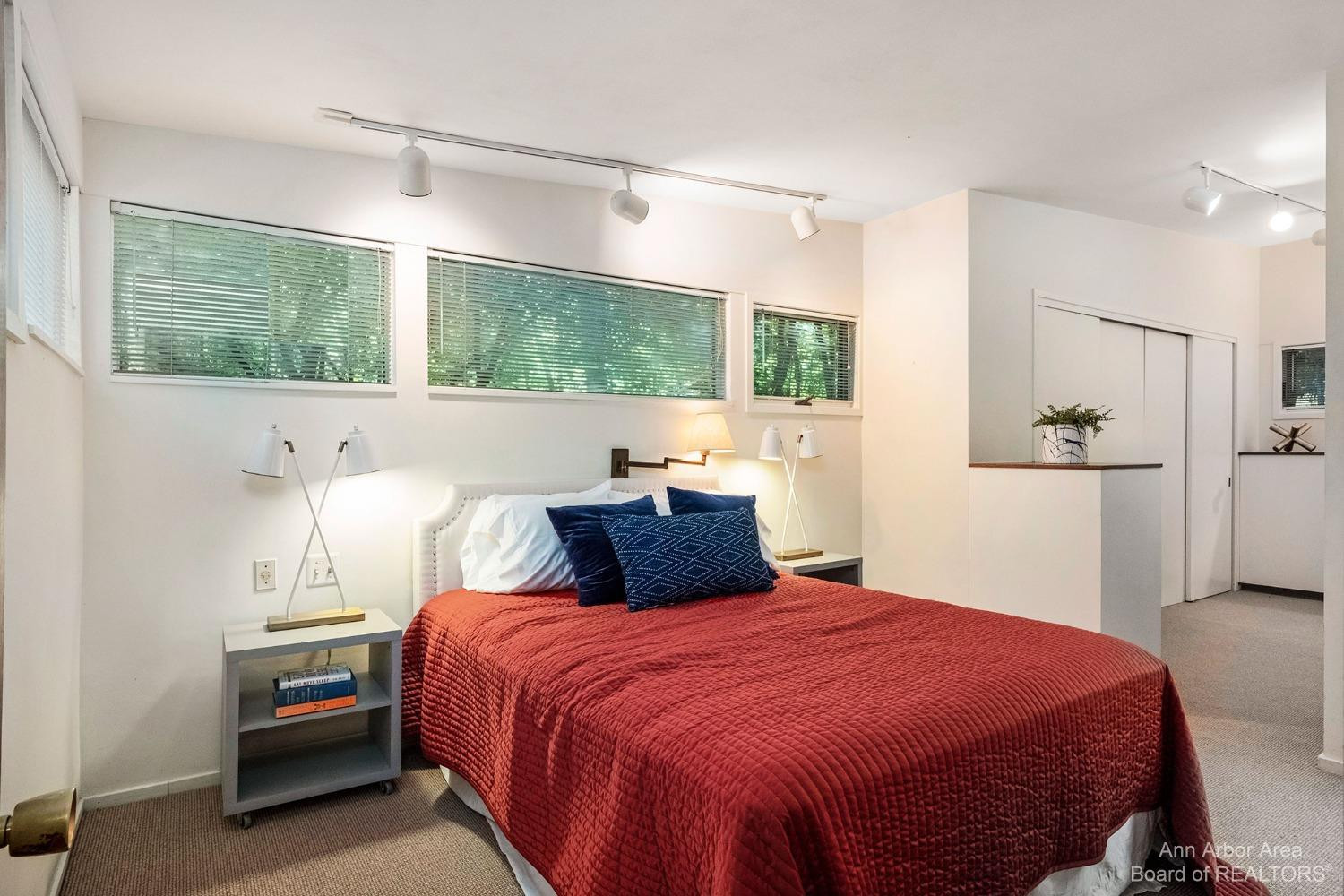 805 Colliston Road Ann Arbor, MI 48105 - Photo 38 of 79 Photo 38