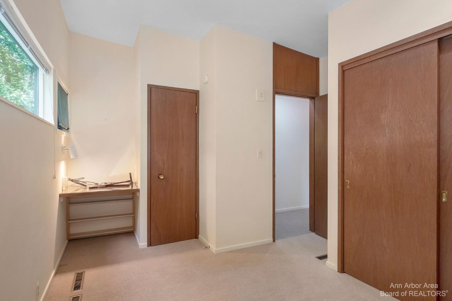 805 Colliston Road Ann Arbor, MI 48105 - Photo 44 of 79 Photo 44