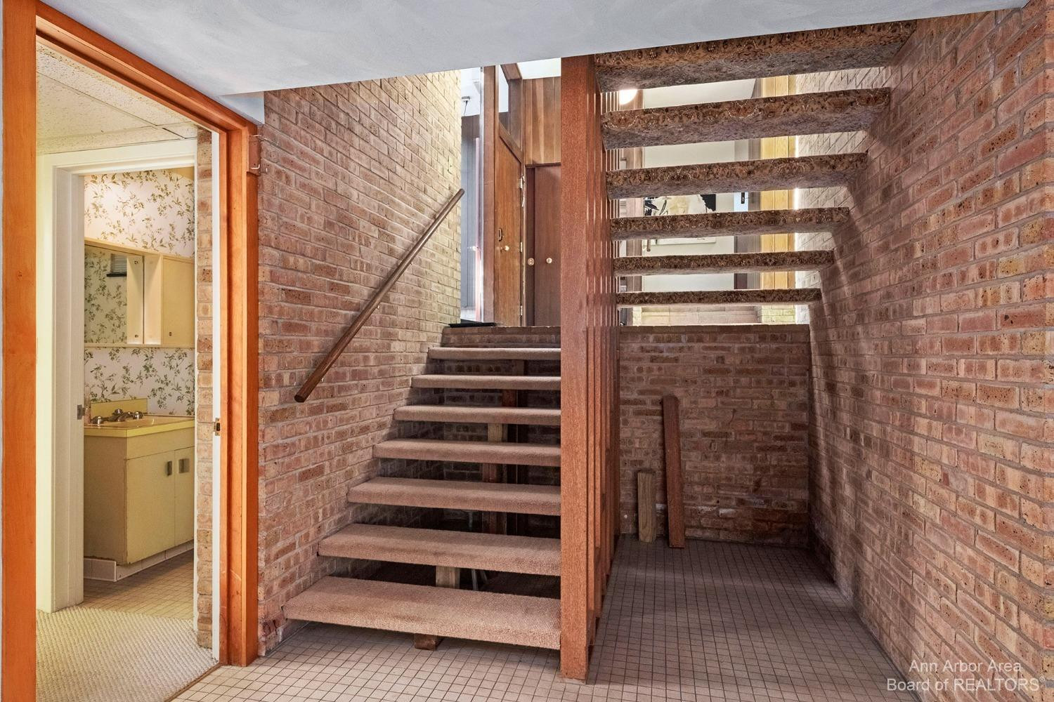 805 Colliston Road Ann Arbor, MI 48105 - Photo 48 of 79 Photo 48