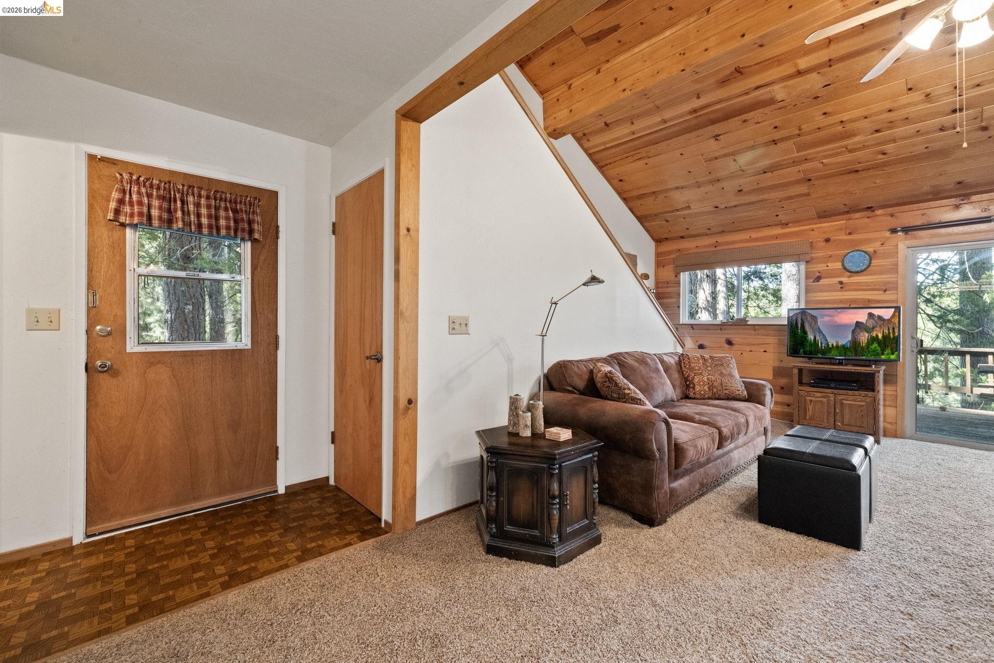 29672 Butte Court Cold Springs, CA 95335 - Photo 15 of 33