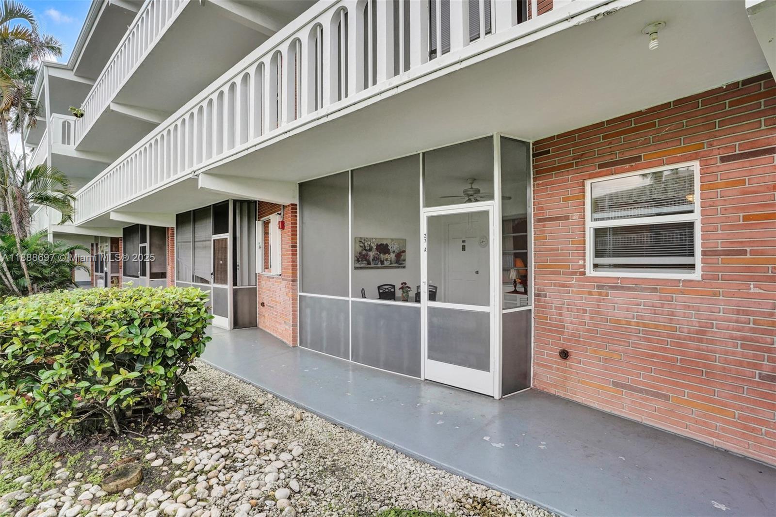 141 Northeast 10th Avenue, Unit 27A Hallandale Beach, FL 33009 - Photo 19 of 33