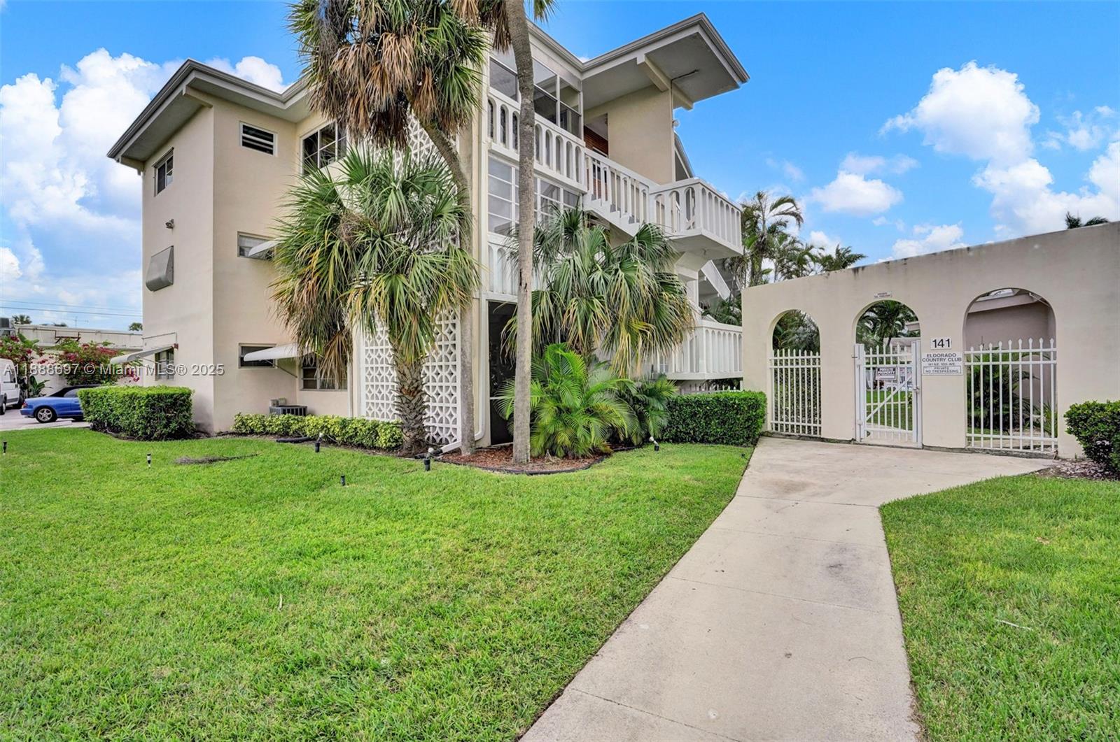 141 Northeast 10th Avenue, Unit 27A Hallandale Beach, FL 33009 - Photo 32 of 33