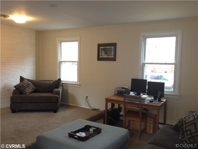 7517 Roswell Road Henrico, VA 23229 - Photo 11 of 24 Den/Family/Great Room
