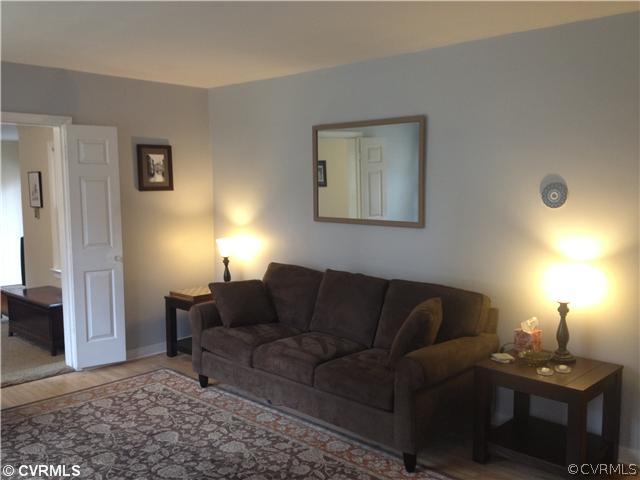 7517 Roswell Road Henrico, VA 23229 - Photo 7 of 24 Living Room