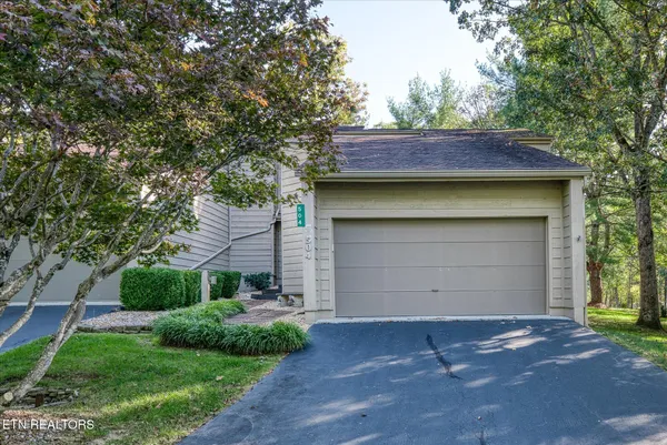 $283,900 | 504 Druid Landing, Crossville, TN 38558