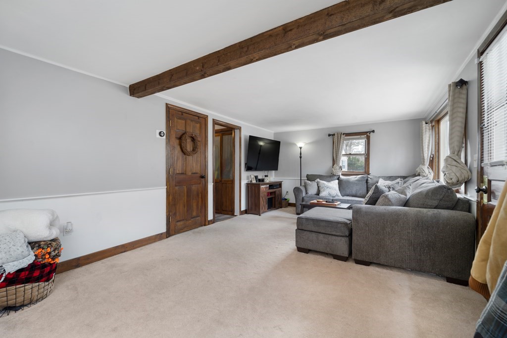 31 Buttonwood Road Halifax, MA 02338 - Photo 7 of 26 Gallery Image 7