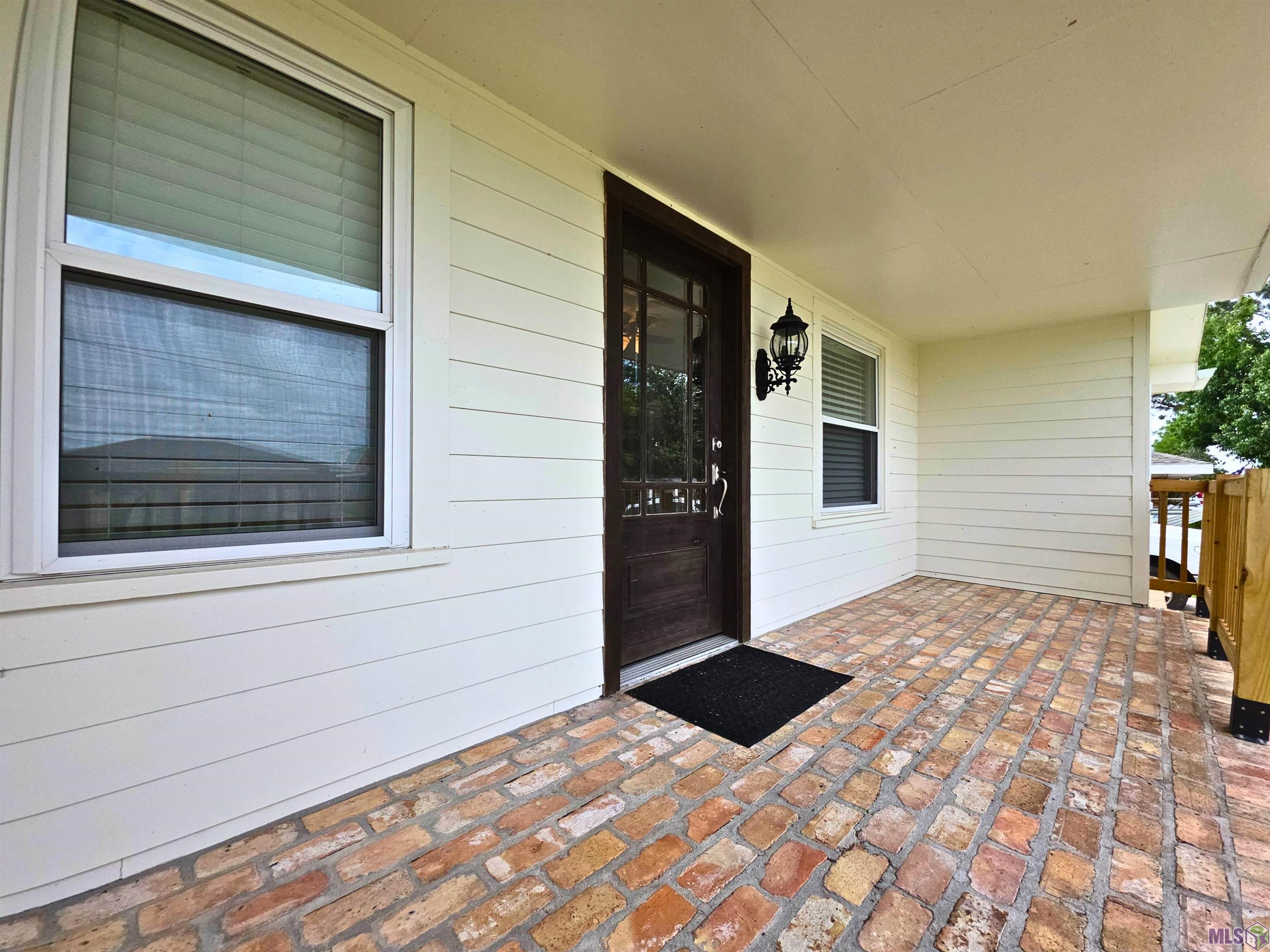 237 Virginia Street Larose, LA 70373 - Photo 2 of 31