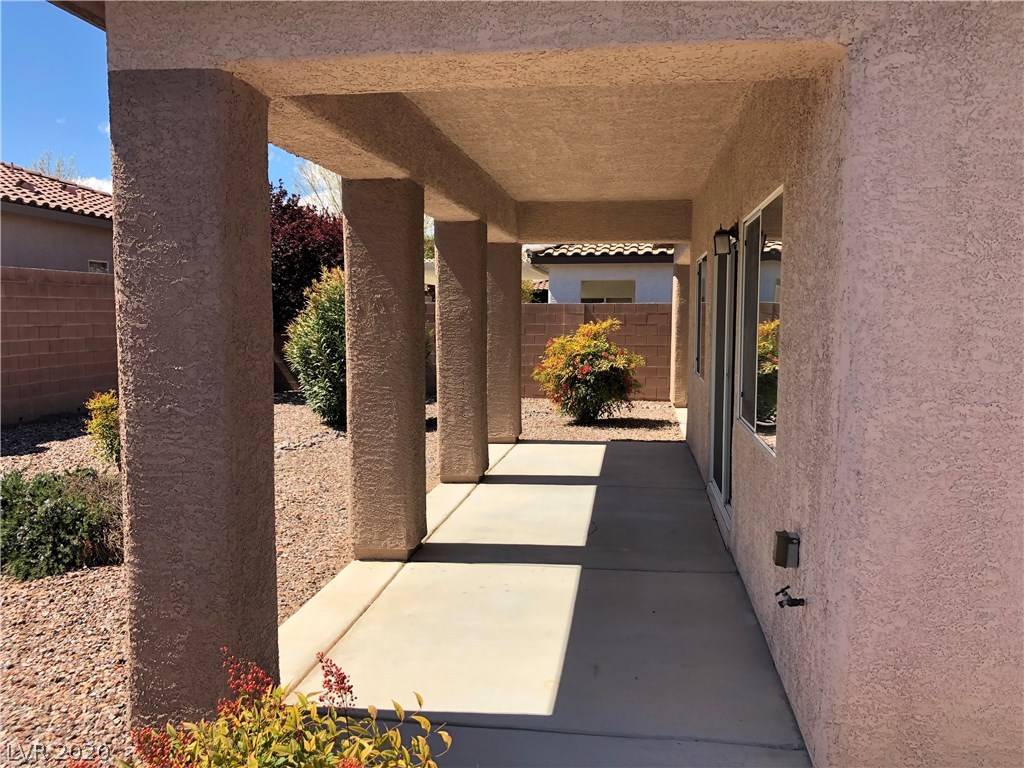 5561 Carrara Pointe Street Pahrump, NV 89061 - Photo 8 of 23