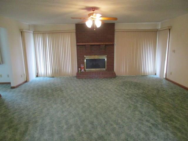 4442 Ellwood Road New Castle, PA 16101 - Photo 8 of 13 Family room