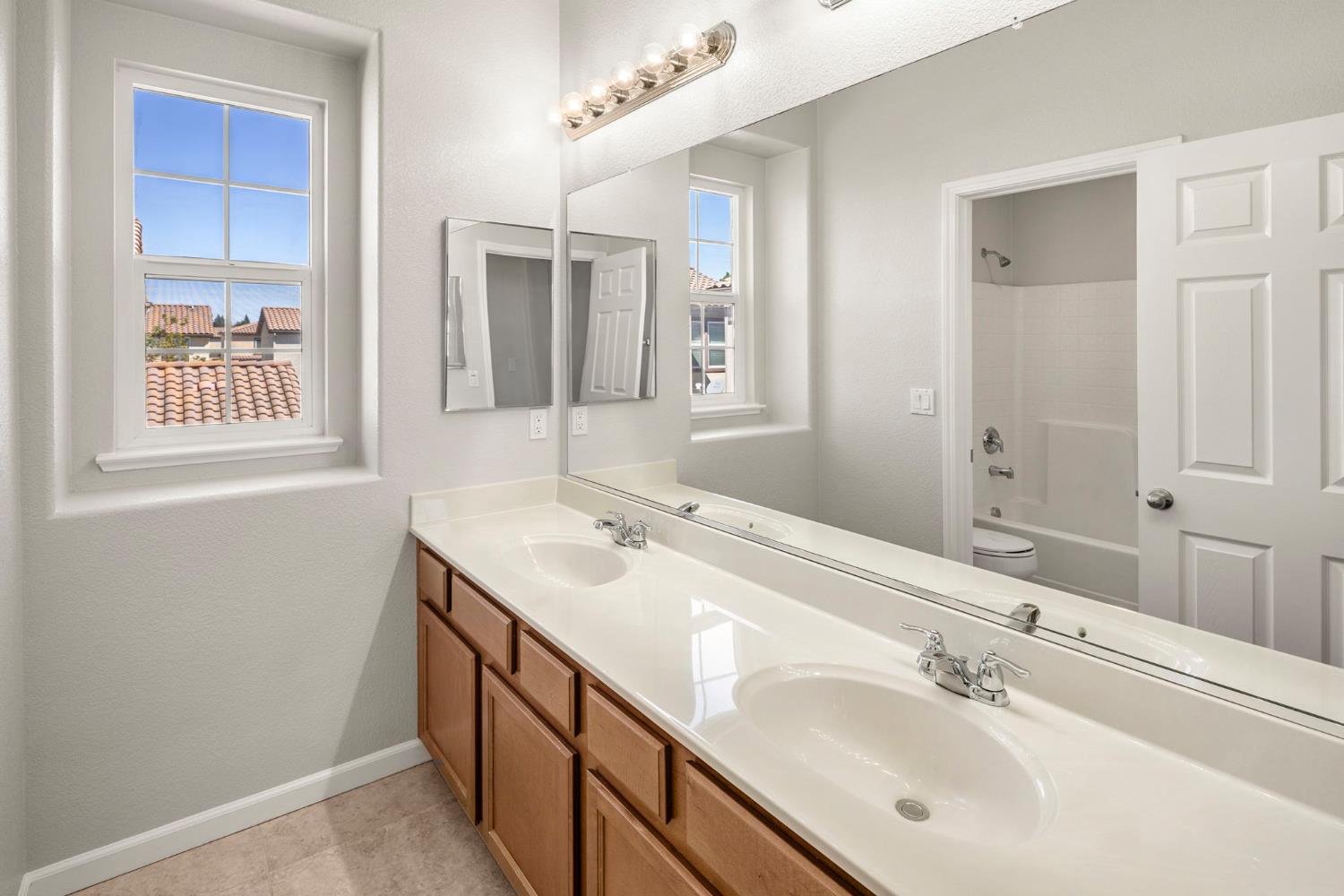 6381 Brando Loop Fair Oaks, CA 95628 - Photo 31 of 49