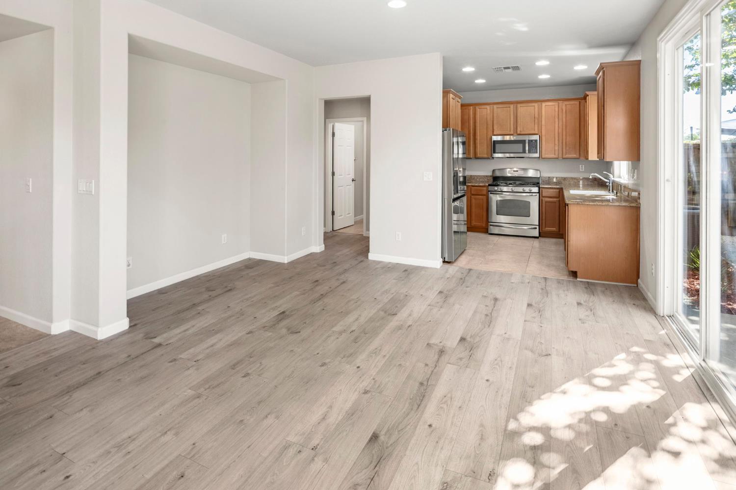 6381 Brando Loop Fair Oaks, CA 95628 - Photo 10 of 49