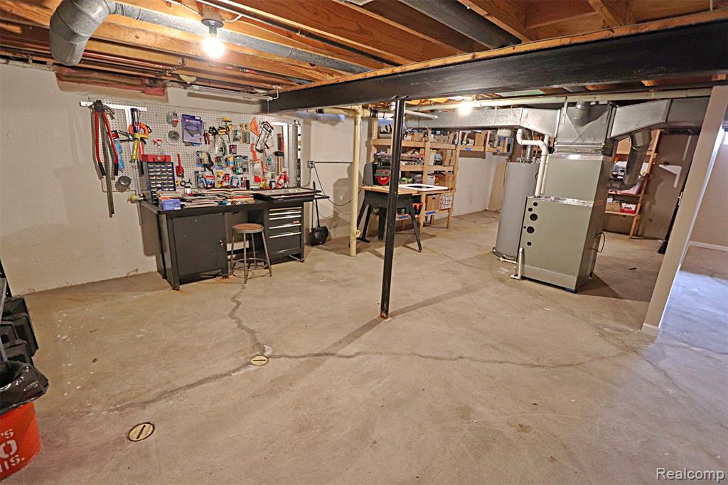 6198 Raintree Drive Canton, MI 48187 - Photo 34 of 53