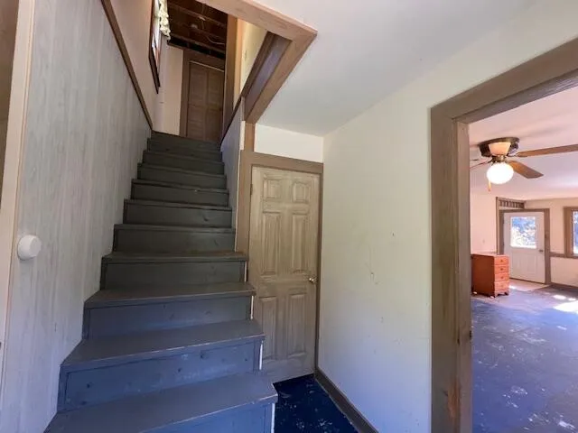 $225,000 | 17 Stanley Lane, Swans Island, ME 04685