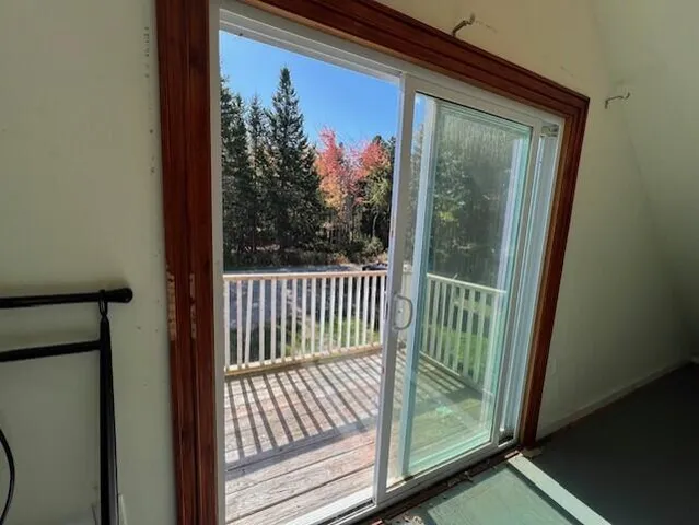$225,000 | 17 Stanley Lane, Swans Island, ME 04685