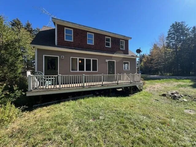 $225,000 | 17 Stanley Lane, Swans Island, ME 04685