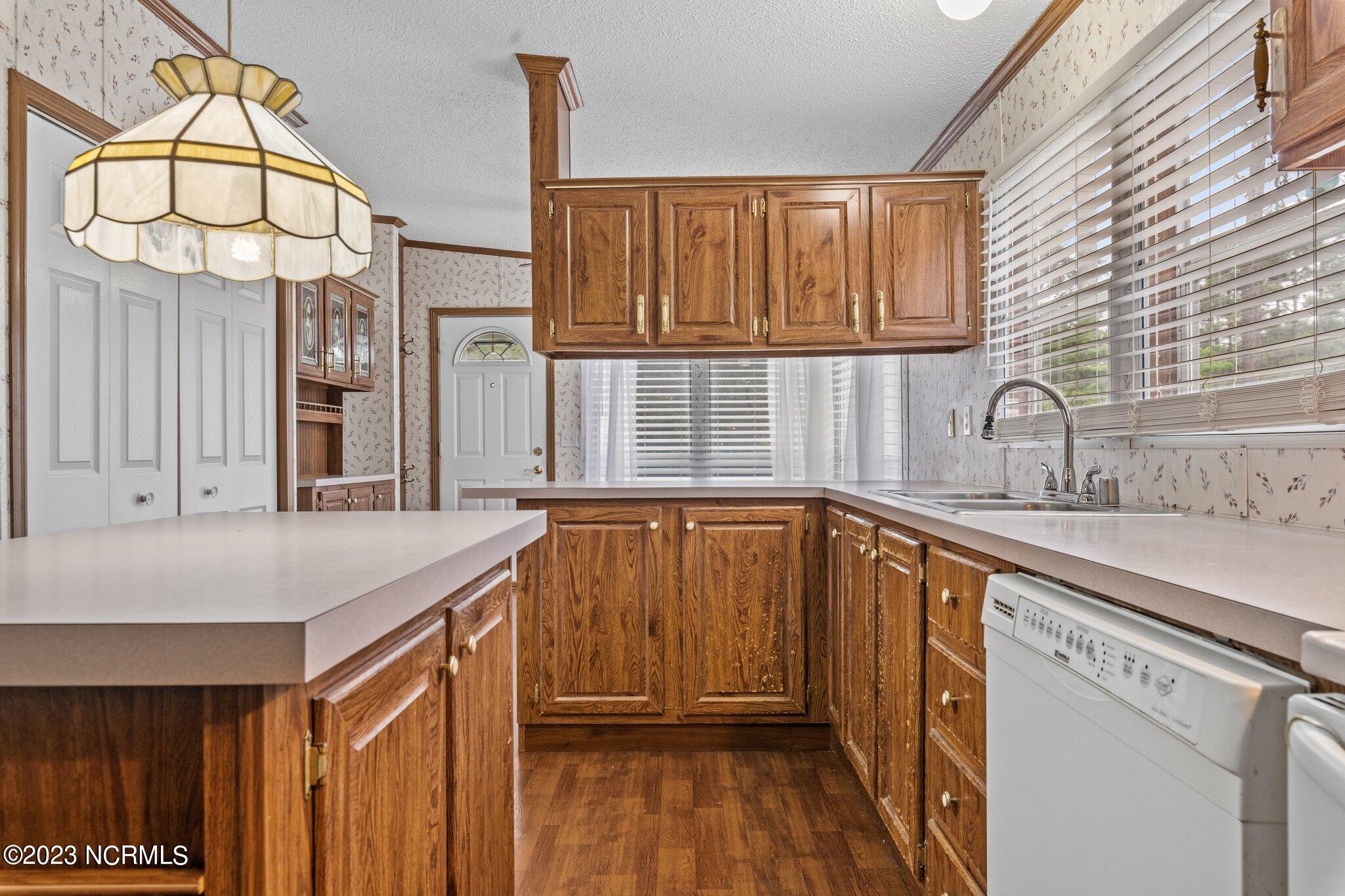 232 Bertie Road West End, NC 27376 - Photo 16 of 26 33-web-or-mls-IMG_7609