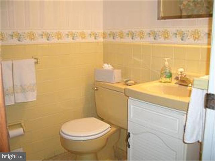 3908 Sidney Road Huntingdon Valley, PA 19006 - Photo 18 of 25 Bathroom