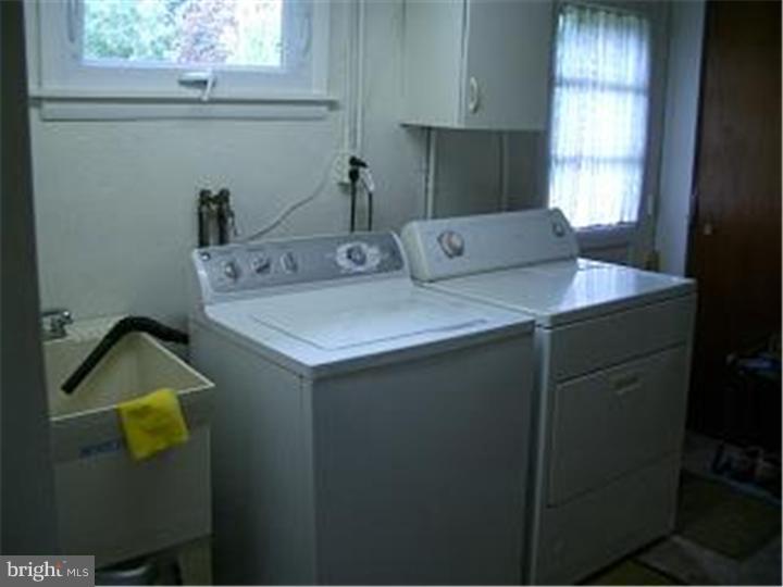 3908 Sidney Road Huntingdon Valley, PA 19006 - Photo 22 of 25 Laundry Room