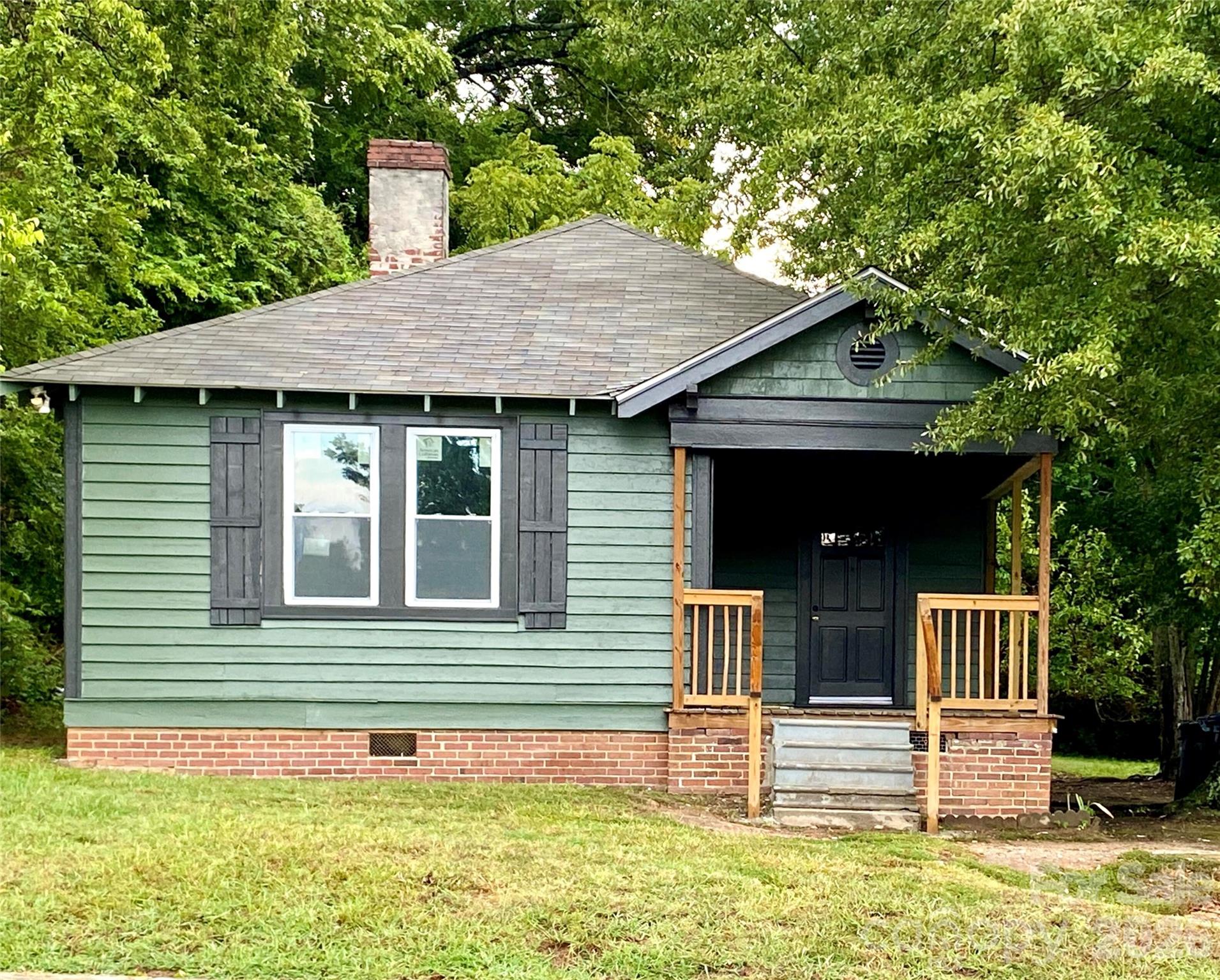 427 East Orr Street Anderson, SC 29621 - Photo 1 of 24 a view of a house with a yard