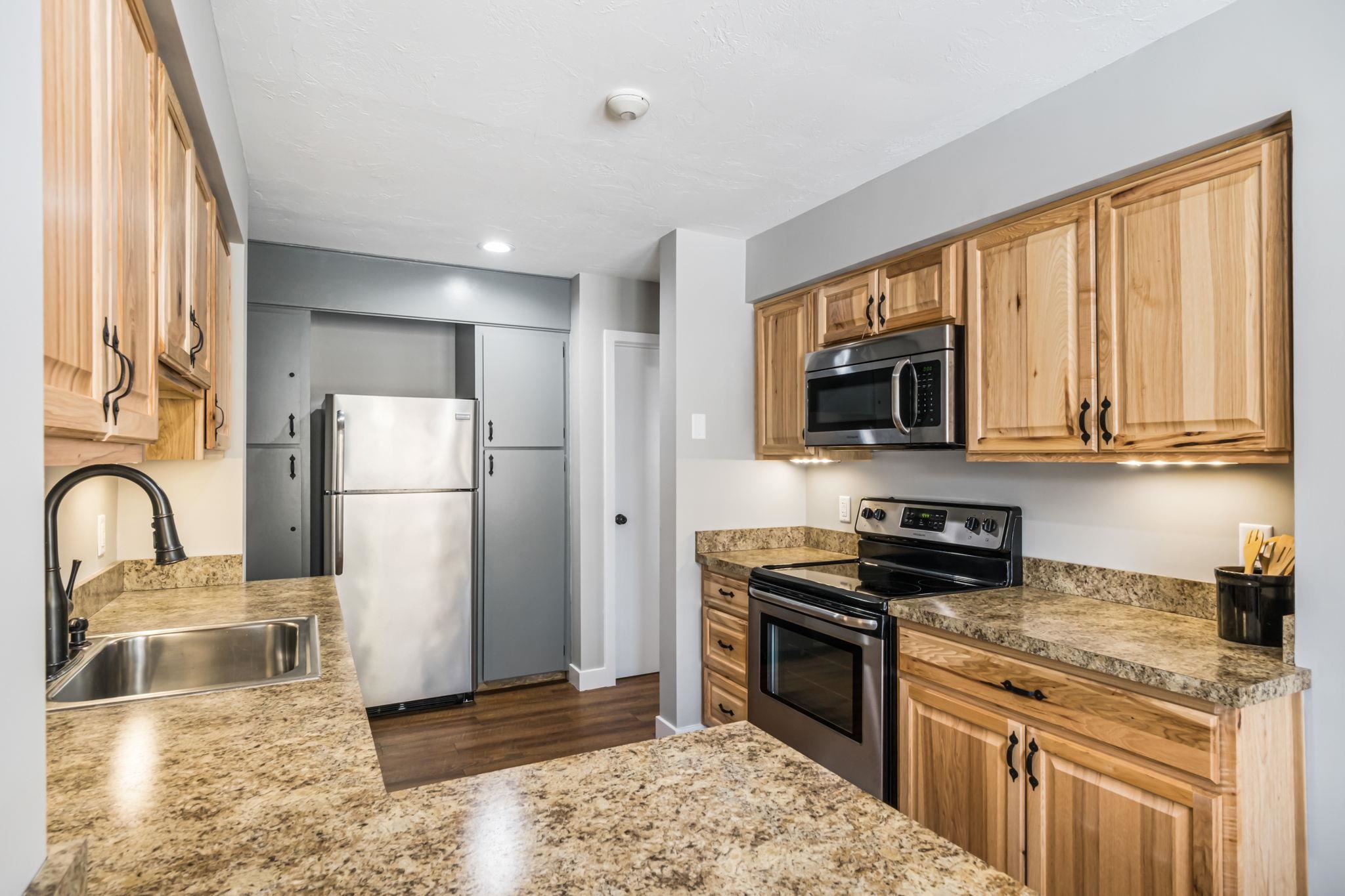 2696 Lake Shore Road, Unit 106 Gilford, NH 03249 - Photo 12 of 40