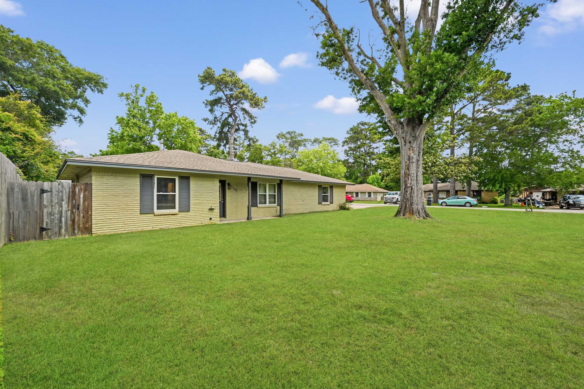 3602 Sweet Gum Spring, TX 77388 - Photo 3 of 30 a view of a house with a yard