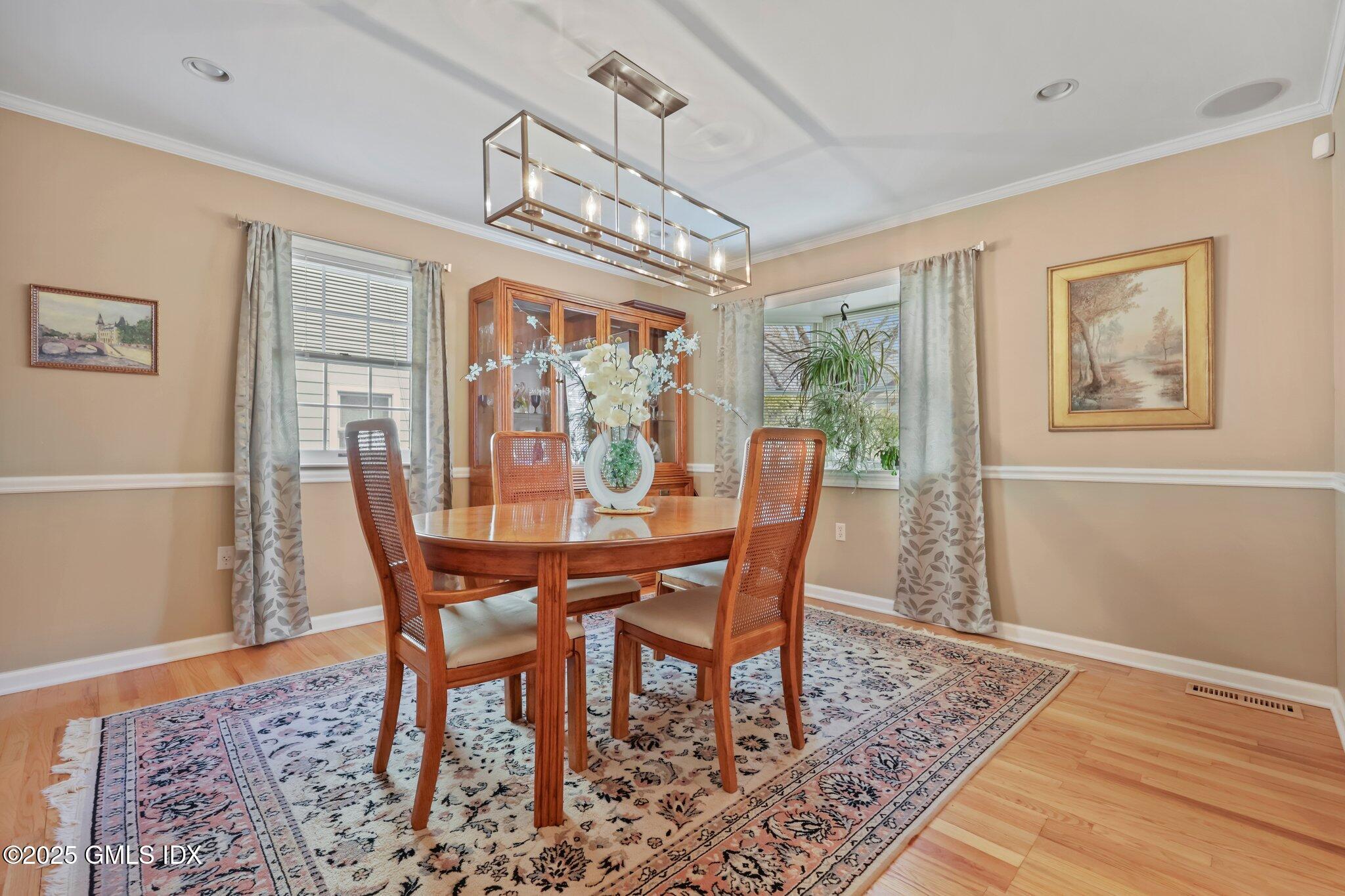 133 Lancer Road Riverside, CT 06878 - Photo 6 of 26 9-web-or-mls-133-lancer-rd