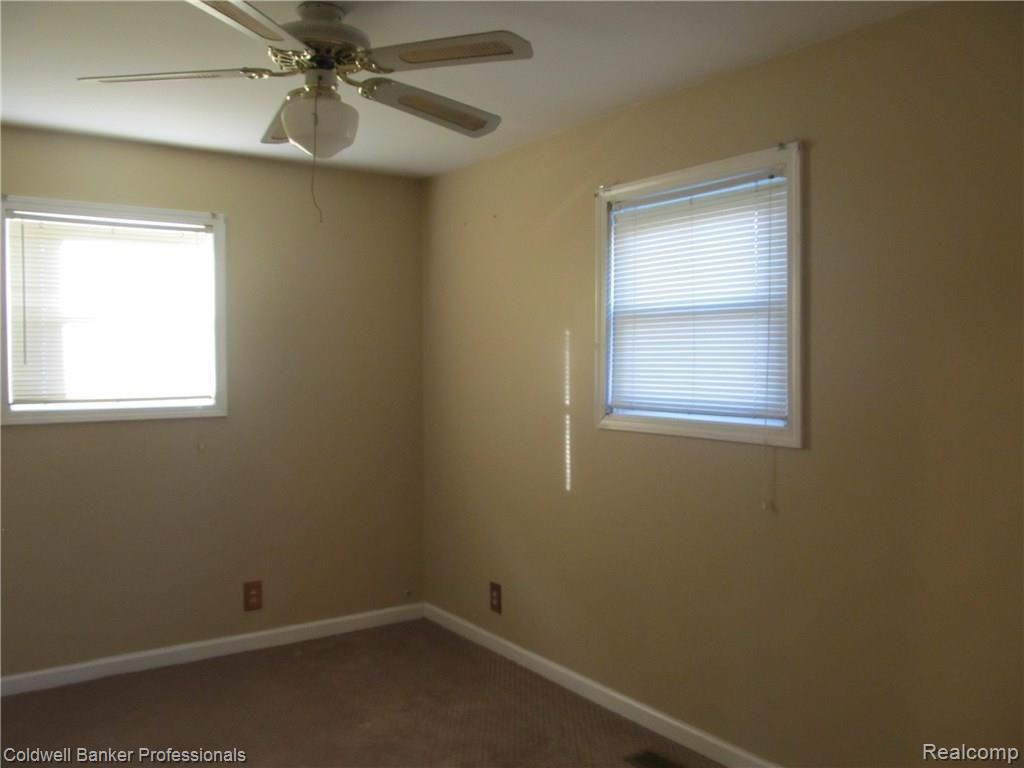 38621 Wade Road Romulus, MI 48174 - Photo 17 of 24 BEDROOM 1