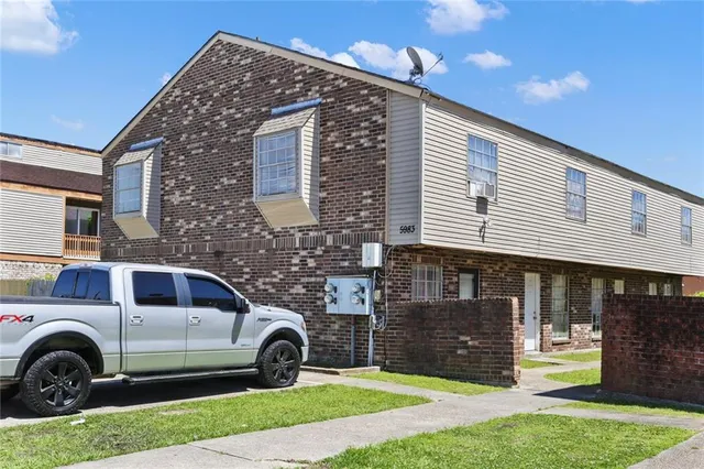 $400,000 | 5983 Tullis Drive, New Orleans, LA 70131