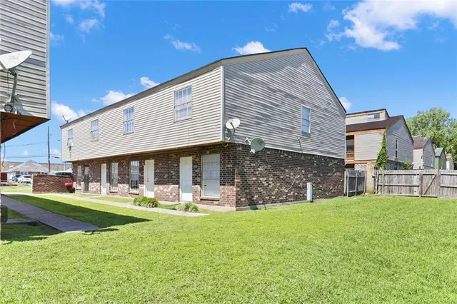 $400,000 | 5983 Tullis Drive, New Orleans, LA 70131