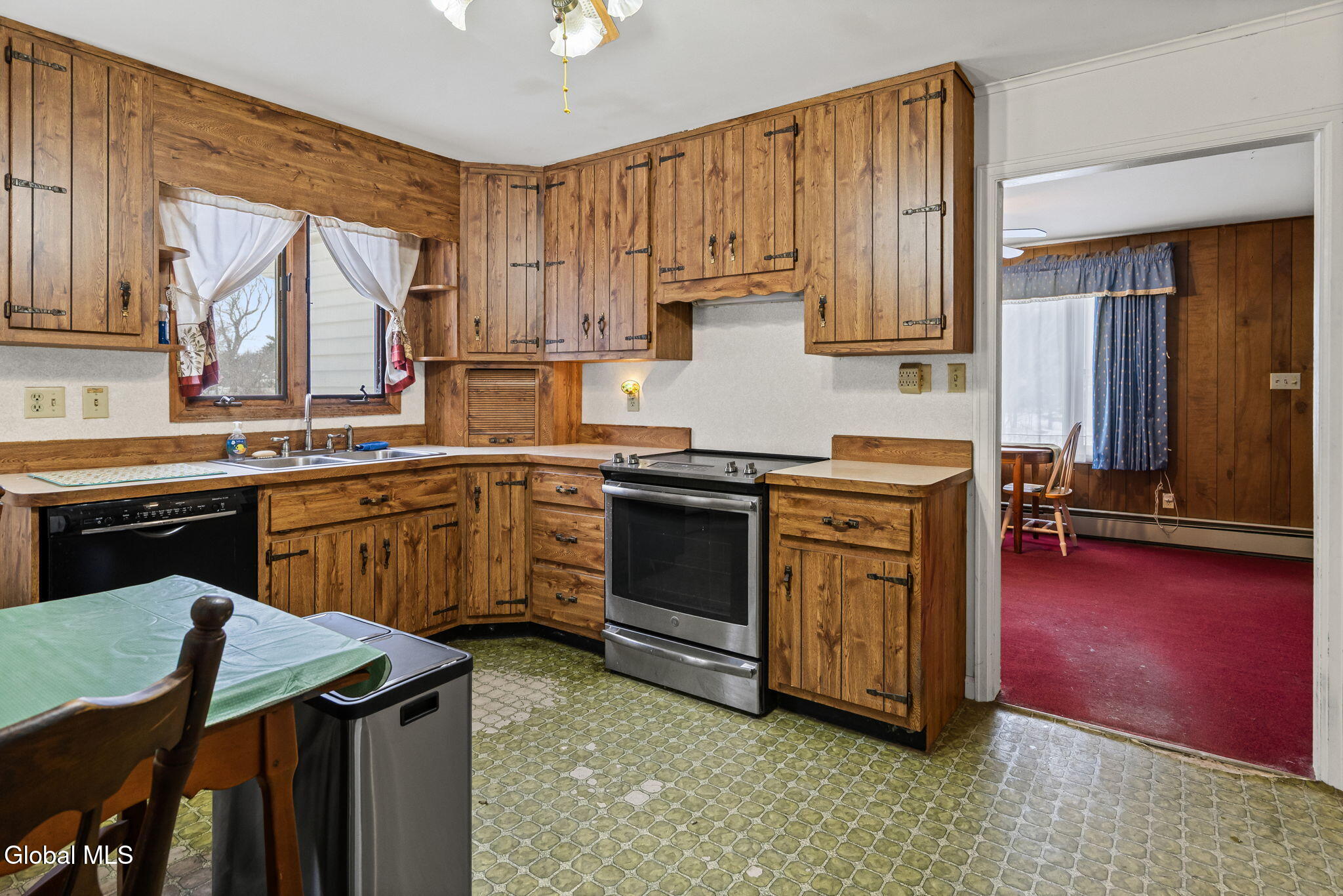 291 Sheer Road Sand Lake, NY 12018 - Photo 4 of 37 1000003962