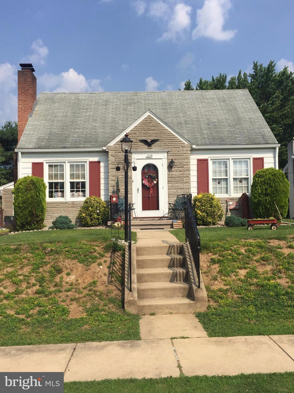 329 Wakefield Road Hagerstown, MD 21740 - Photo 1 of 19 Exterior (Front)