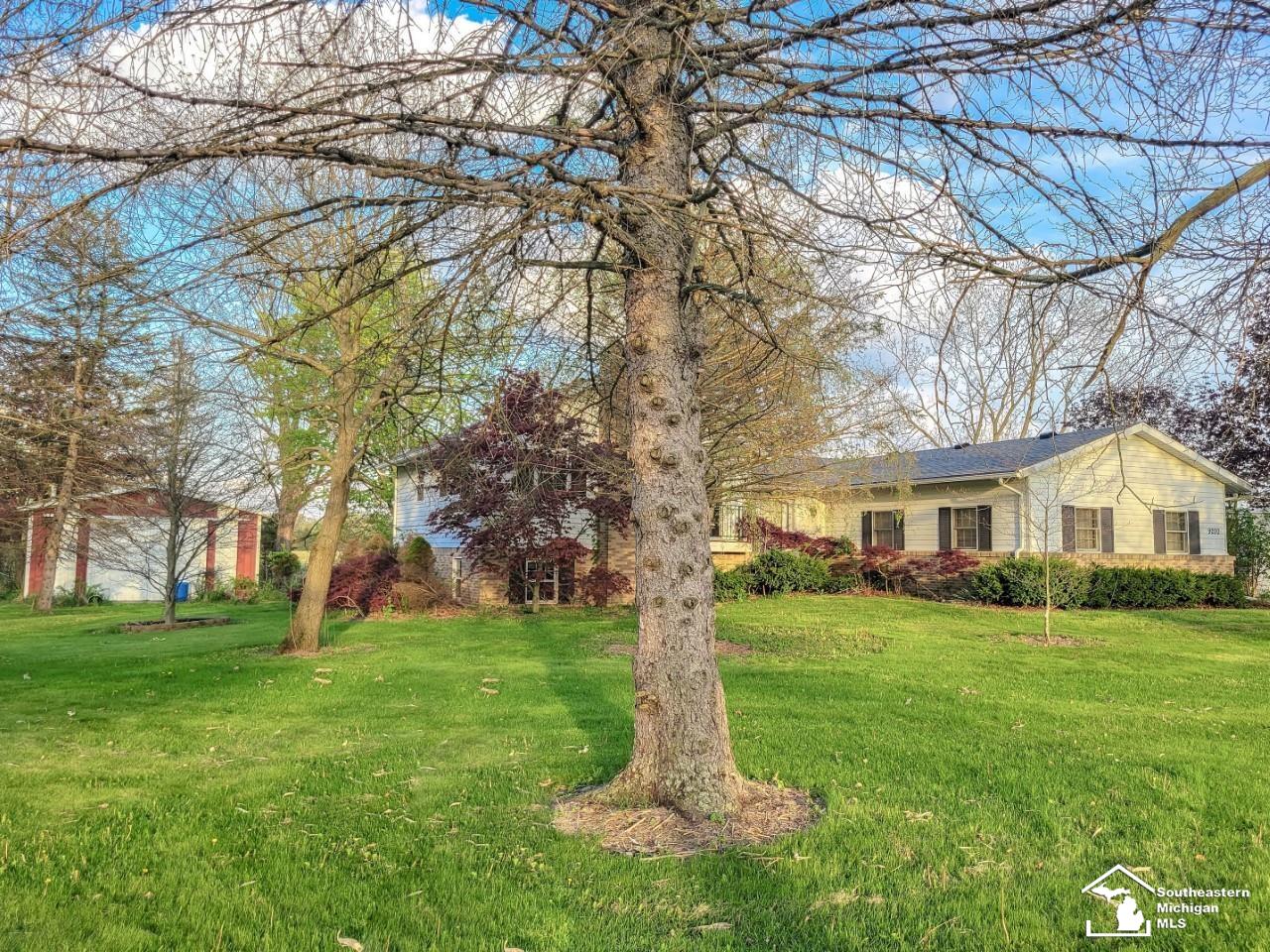 9200 Jackman Road Temperance, MI 48182 - Photo 4 of 40