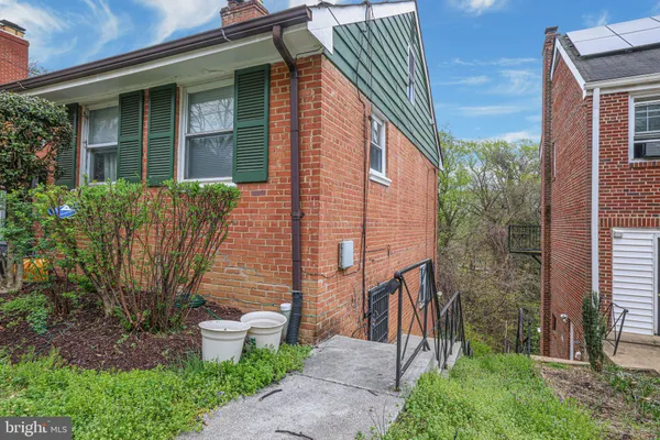 $2,000 | 3158 Westover Drive Southeast, Unit BSMT, Washington, DC 20020