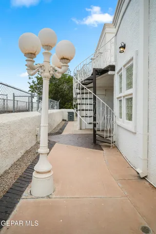 $1,450,000 | 11 Via Placita, El Paso, TX 79927