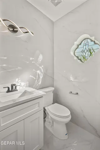 $1,450,000 | 11 Via Placita, El Paso, TX 79927