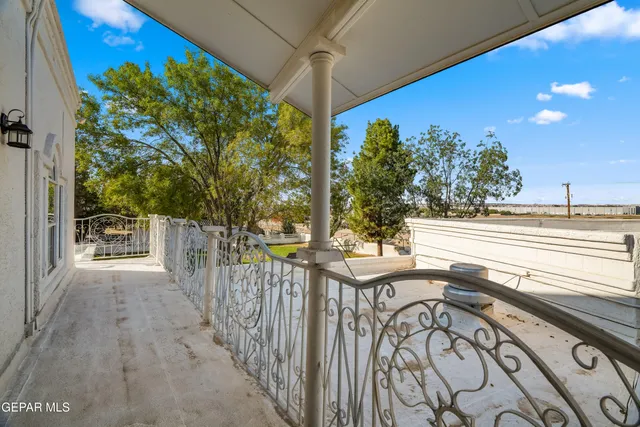 $1,450,000 | 11 Via Placita, El Paso, TX 79927