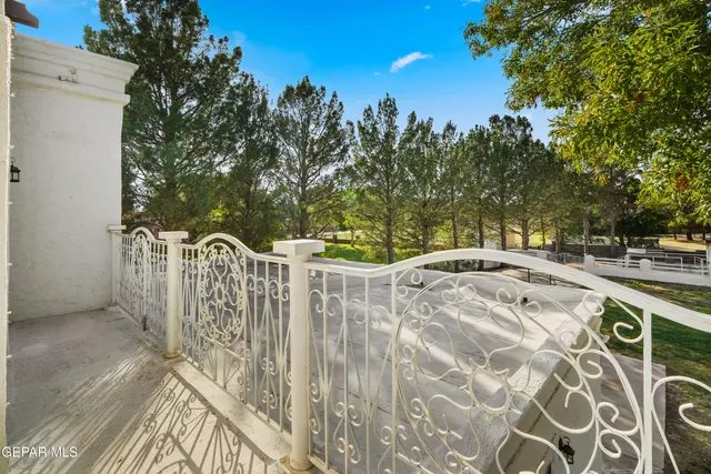 $1,450,000 | 11 Via Placita, El Paso, TX 79927
