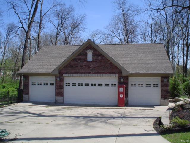 14706 Clayton Road Ballwin, MO 63011 - Photo 3 of 40 Gallery Image 3