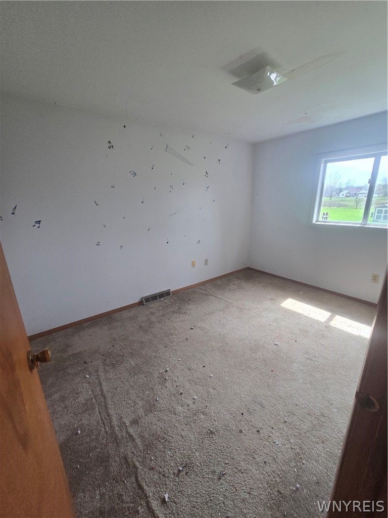 5741 Berg Road Orchard Park, NY 14127 - Photo 6 of 22