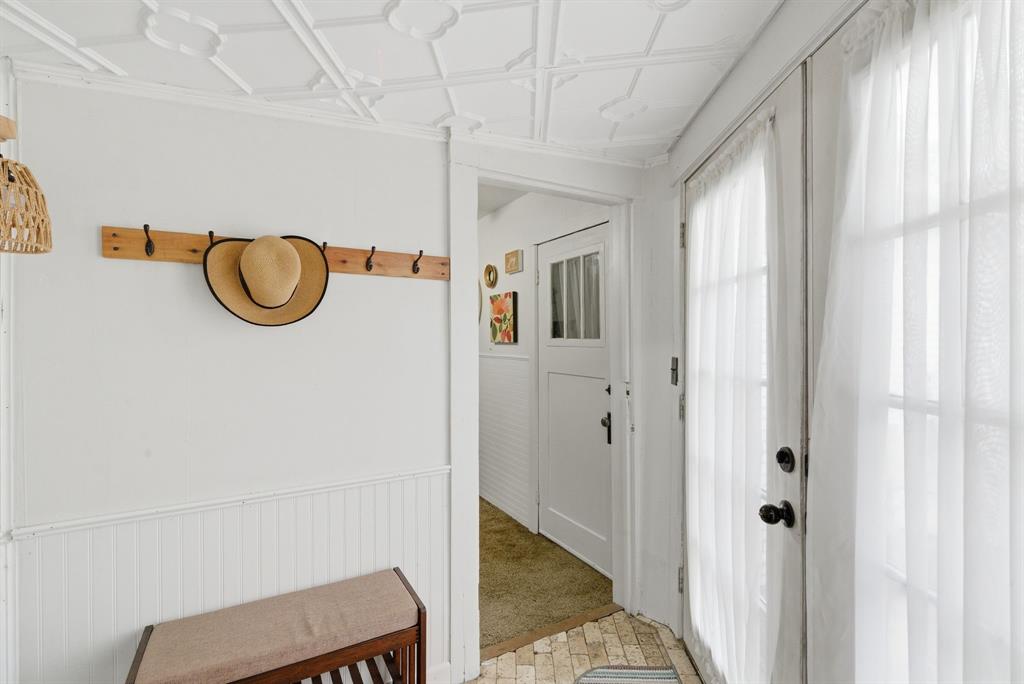 902 North Travis Street De Leon, TX 76444 - Photo 28 of 34