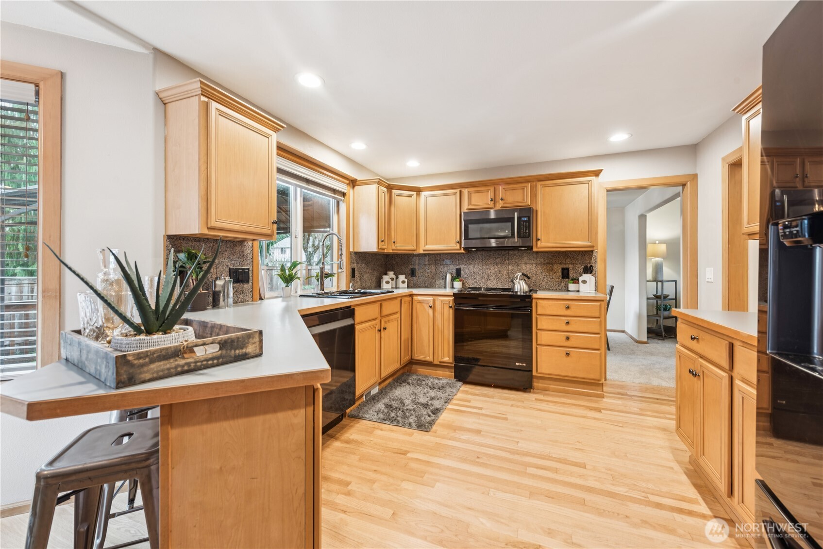 17509 Southeast 257th Street Covington, WA 98042 - Photo 8 of 20