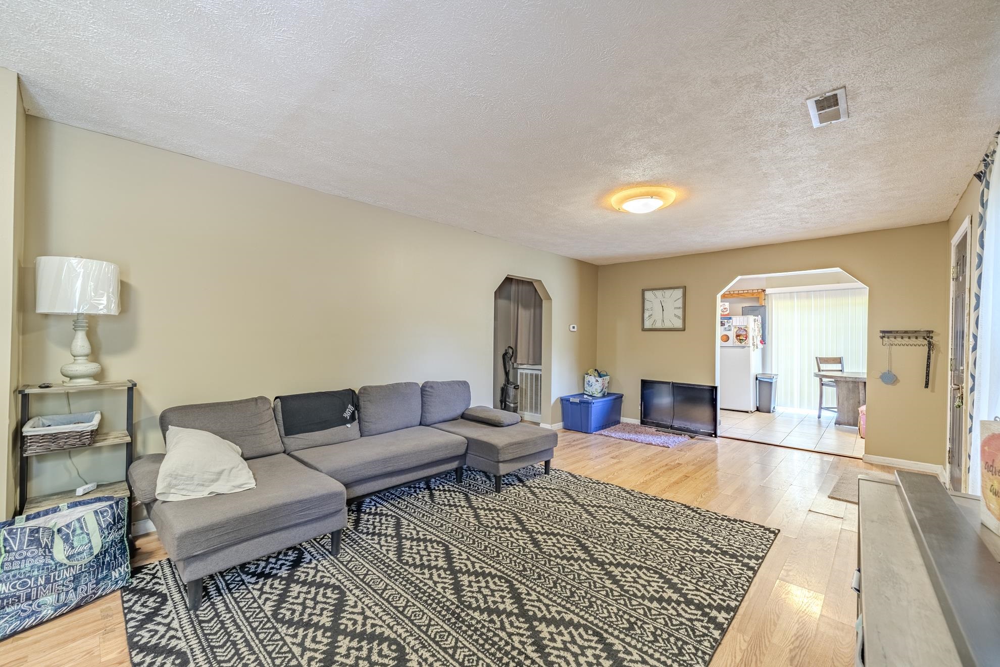 369 Bethel-Purdy Road Bethel Springs, TN 38315 - Photo 7 of 19 Living room